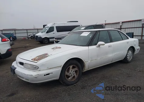 1996 Oldsmobile 88 Ls z USA, uszkodzony, nr VIN 1G3HN52K7T4834277